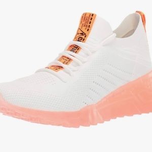 New Steve Madden Sneakers